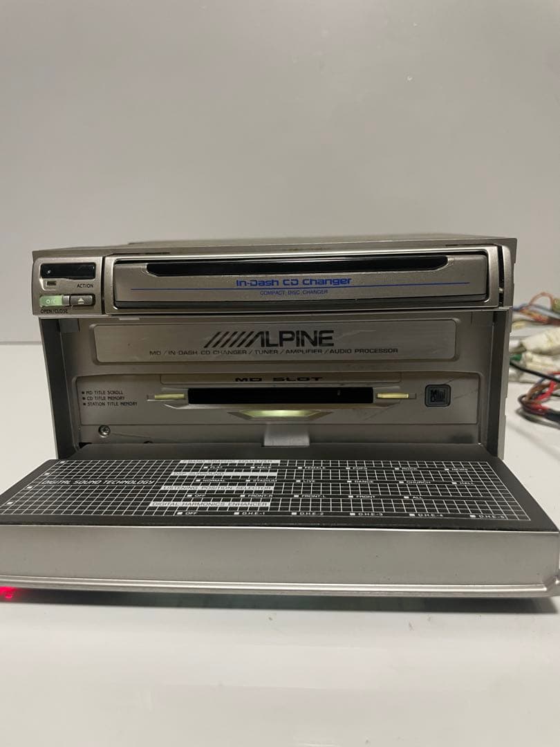 C*S様 アルパイン 2DINサイズ3枚CDチェンジャー MDデッキ　MDA-W