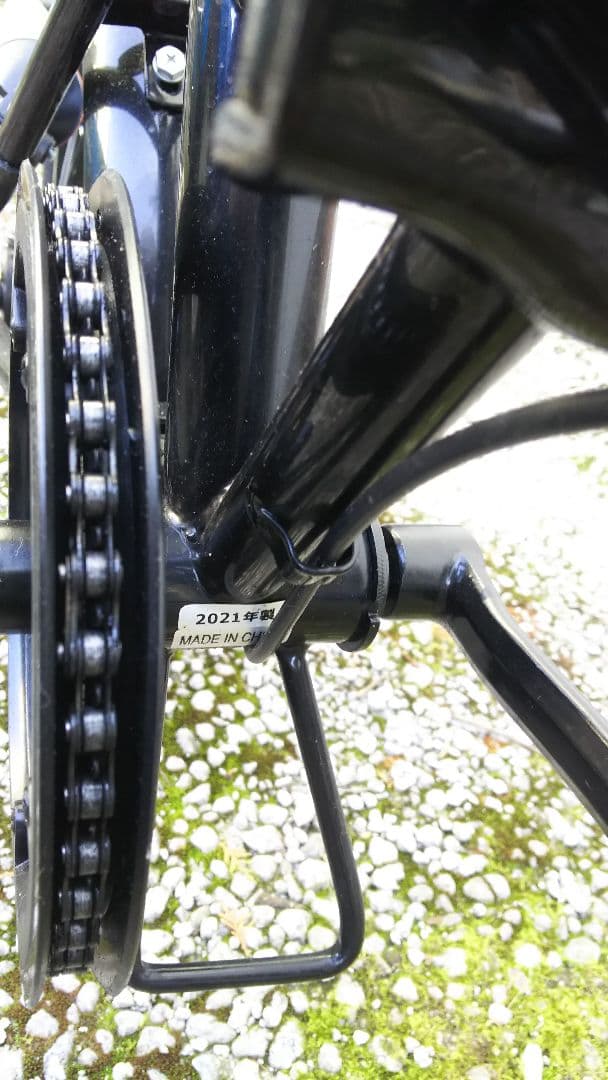 折りたたみ自転車　16インチ　ノーパンクタイヤ　ミニベロ　本体のみ