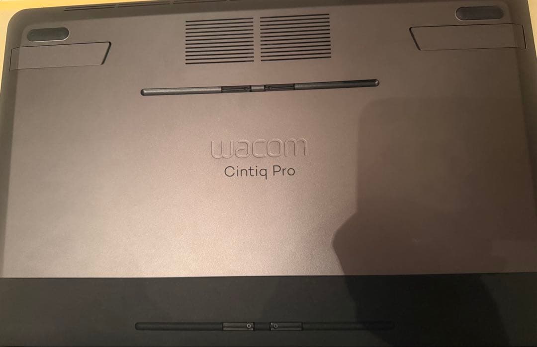 液タブ・ペンタブ WACOM DTH-1620/AK0