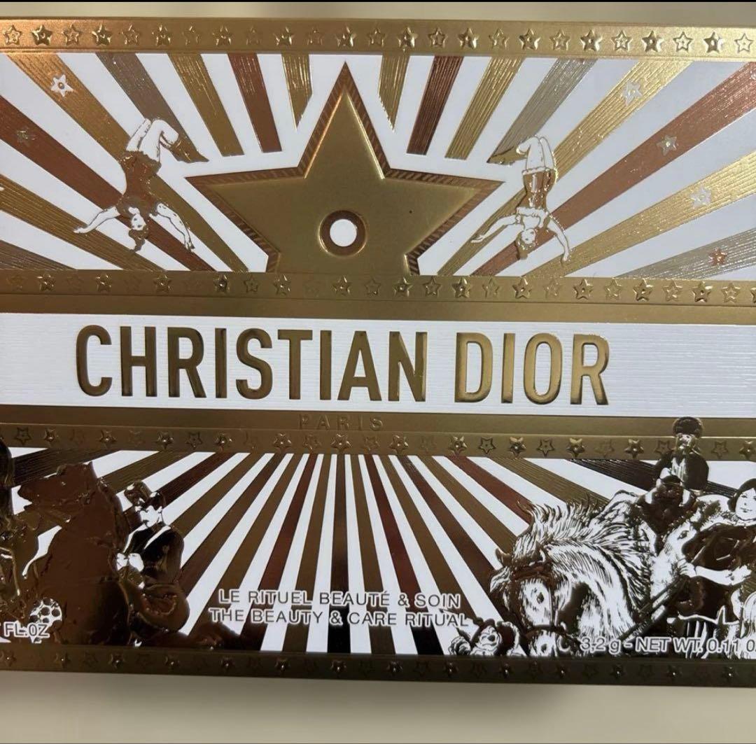 未使用ディオールビューティー&ケアセットホリデー　2025限定　サンプル付き