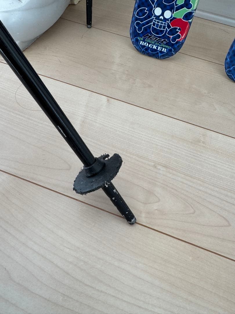 ジュニア　125cmスキー板＆ブーツセット　ワンピース柄