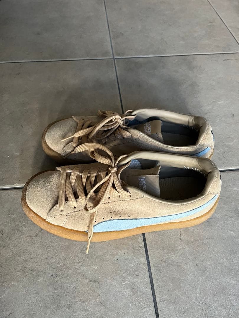 PUMA × Maison Kitsune スエードスニーカー