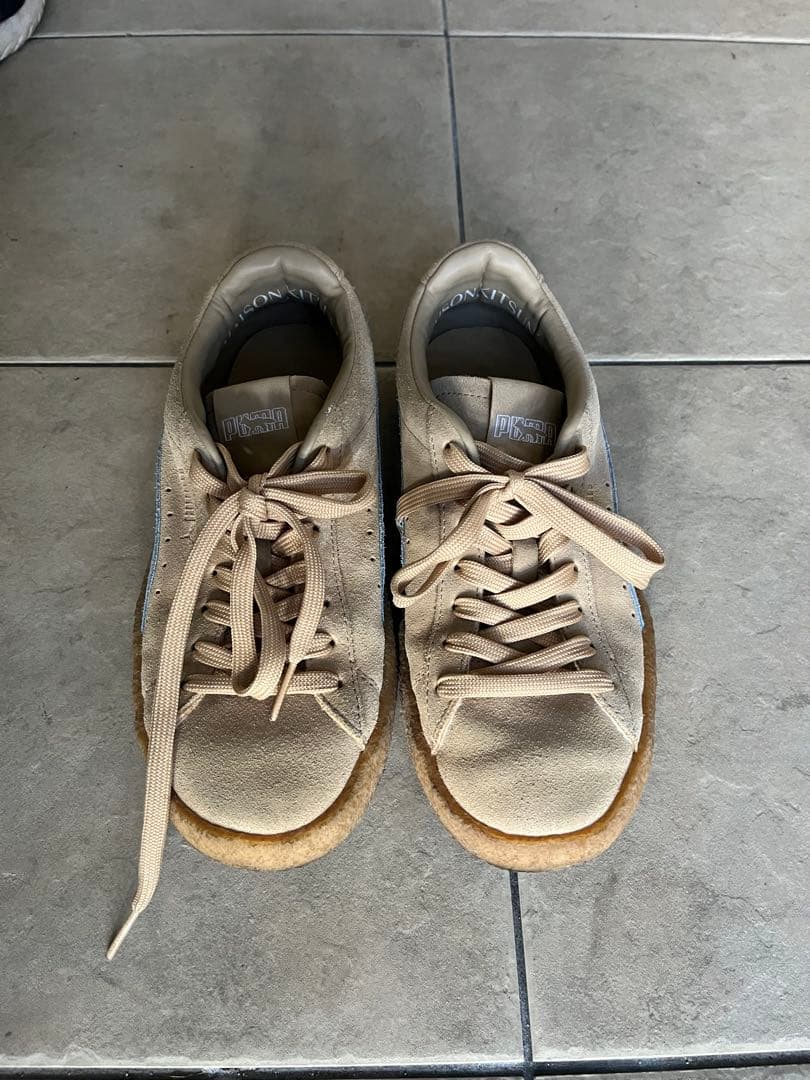 PUMA × Maison Kitsune スエードスニーカー