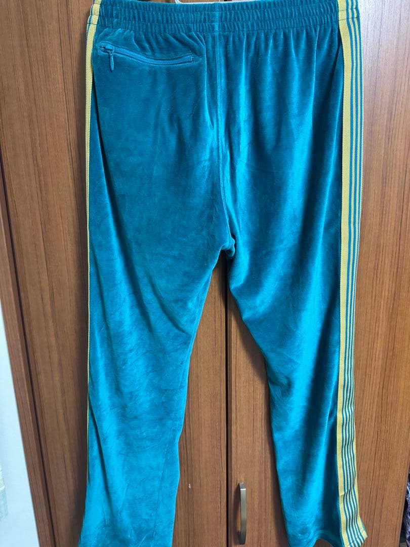 Needles ターコイズベロアM