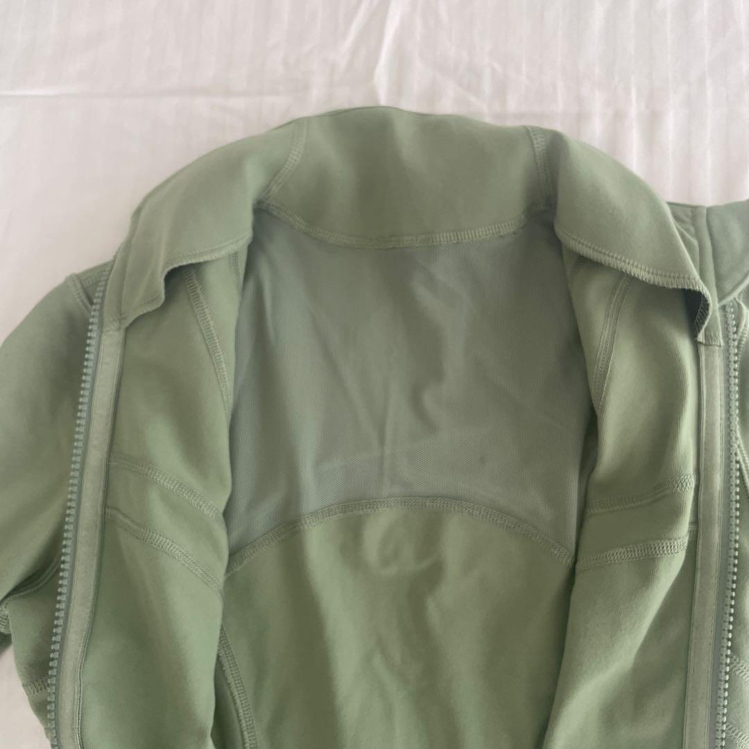 ルルレモン　レディースジャケット