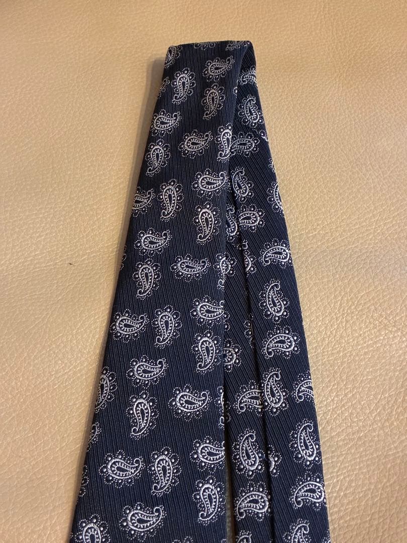 【未使用】ドレイクス　ダークネイビー　ペイズリー柄　ネクタイ
