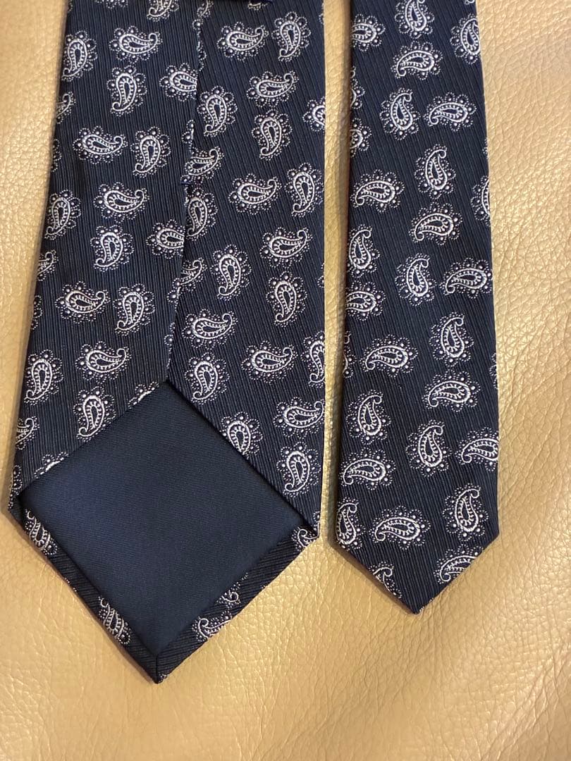 【未使用】ドレイクス　ダークネイビー　ペイズリー柄　ネクタイ