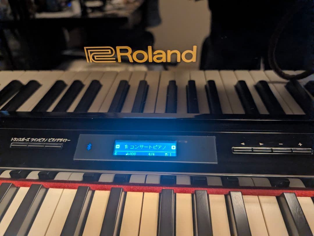 美品 ローランド Roland 電子ピアノ LX17-PE 黒塗鏡面