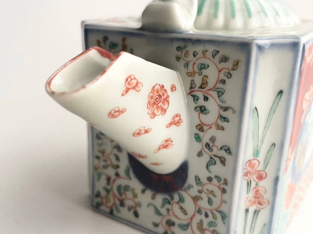 骨董　アンティーク　古伊万里　色絵　窓絵花散らし文様　汁次　すまし注　水注　銚子