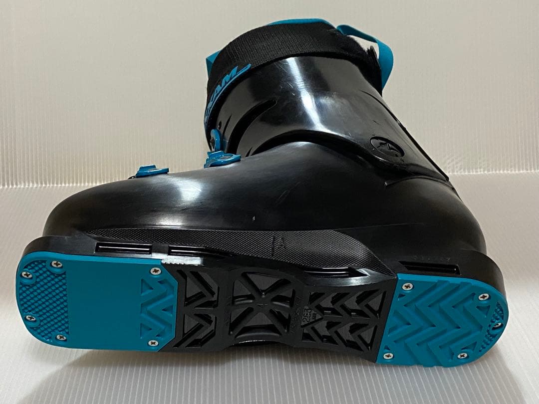 REXXAM R-EVO plus100 未使用　24.0-24.5cm ブーツ