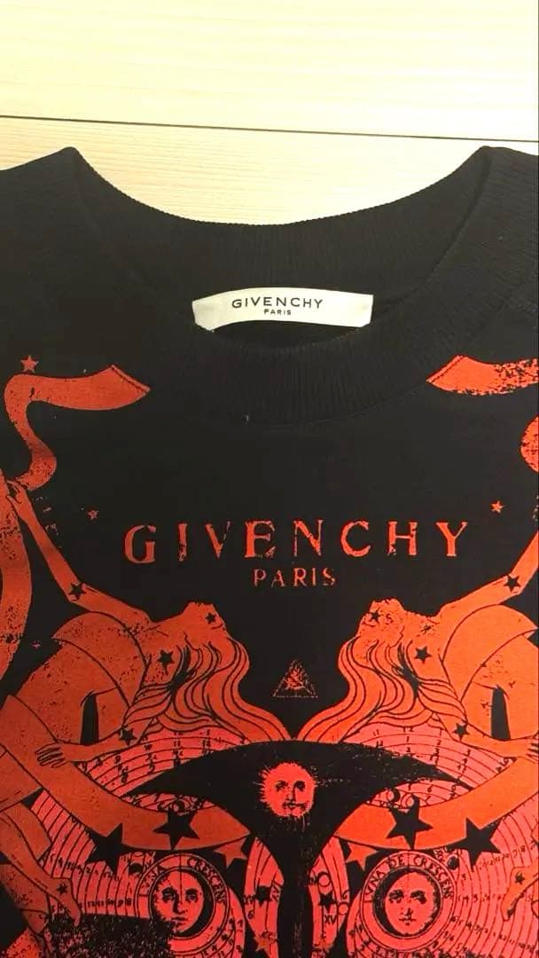 GIVENCHY グラフィックスウェット サイズS￼
