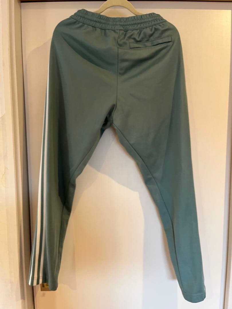 adidas originalsべッケンバウアー 上下　くすみグリーン L