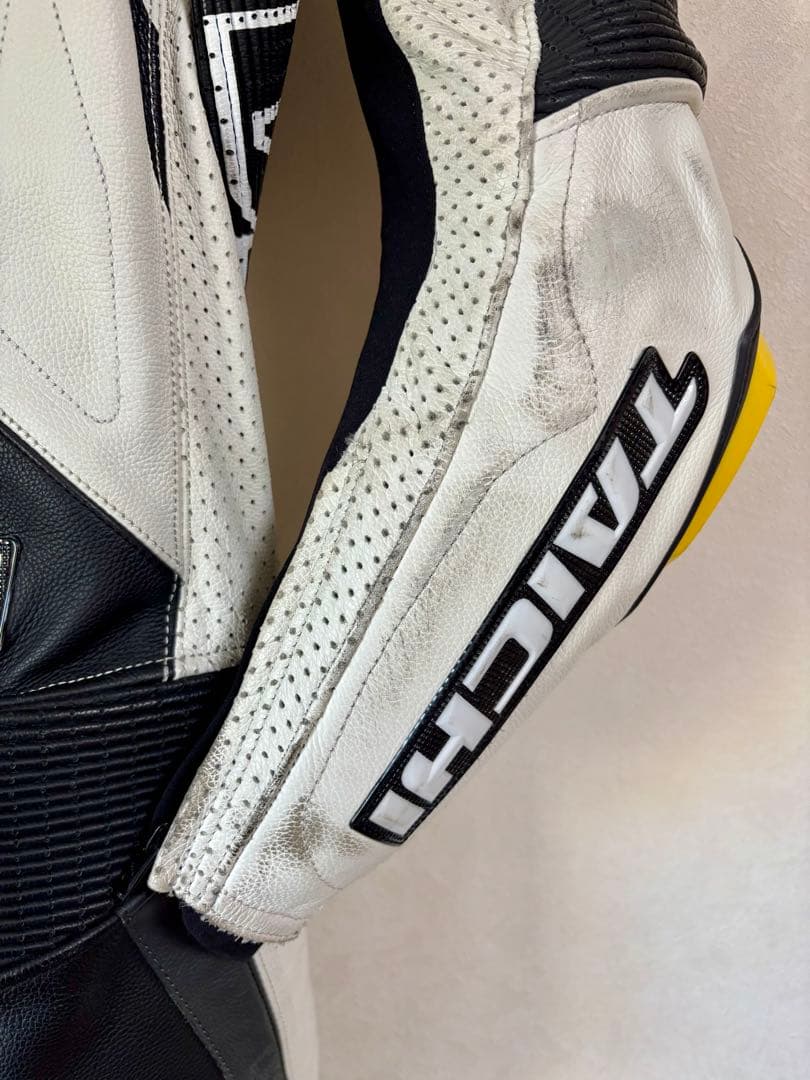 世*和様 RSTAICHI GP-WRX R305 LEATHER SUITサイ