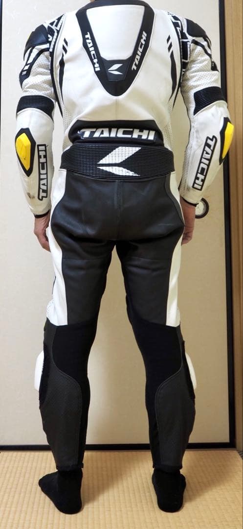 世*和様 RSTAICHI GP-WRX R305 LEATHER SUITサイ