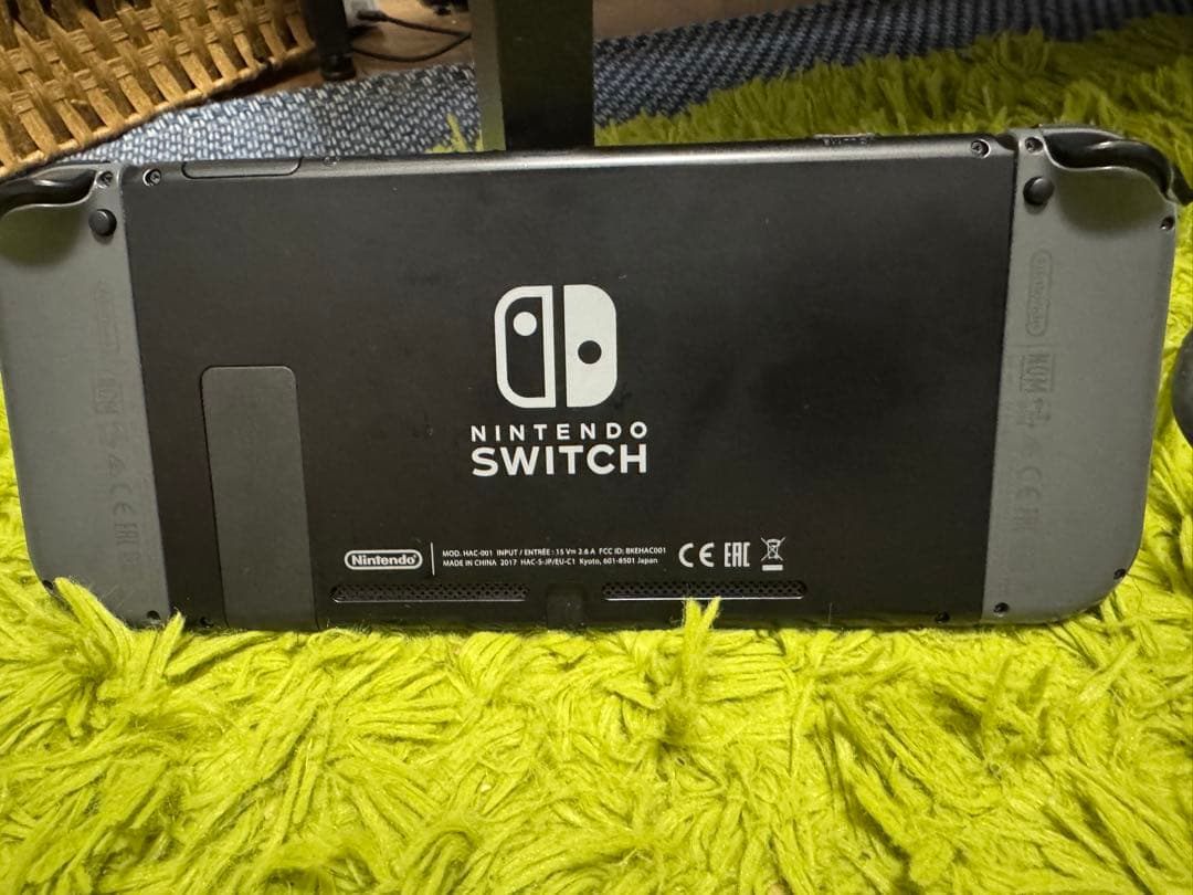 Nintendo Switch本体　64g SDカード付き
