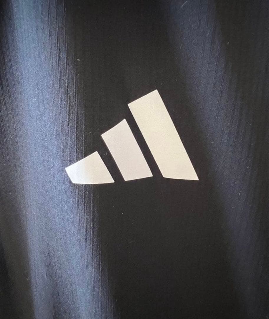 adidas アディゼロ ランニング ベスト 運動着 y2k ファッション