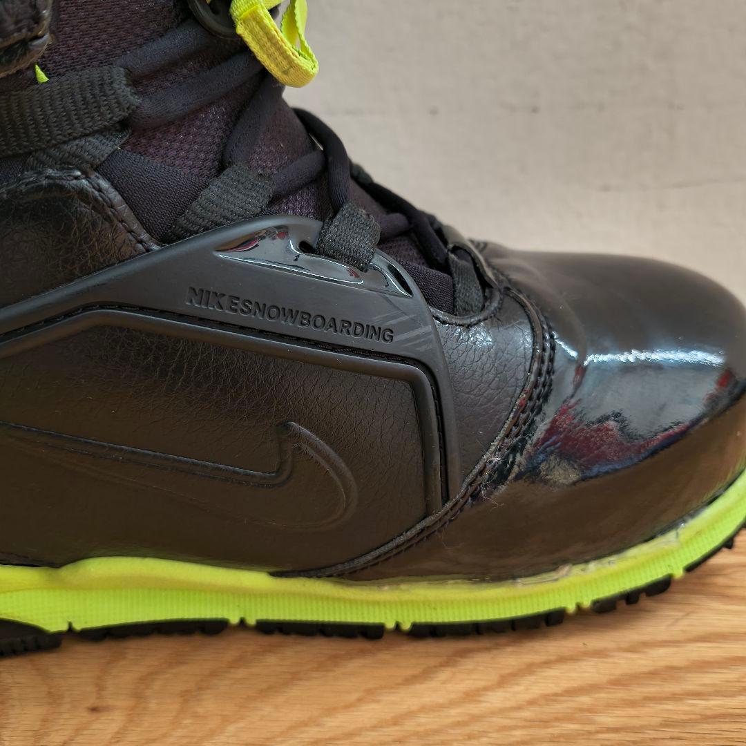 Nike スノーボードブーツ 黒/蛍光イエロー