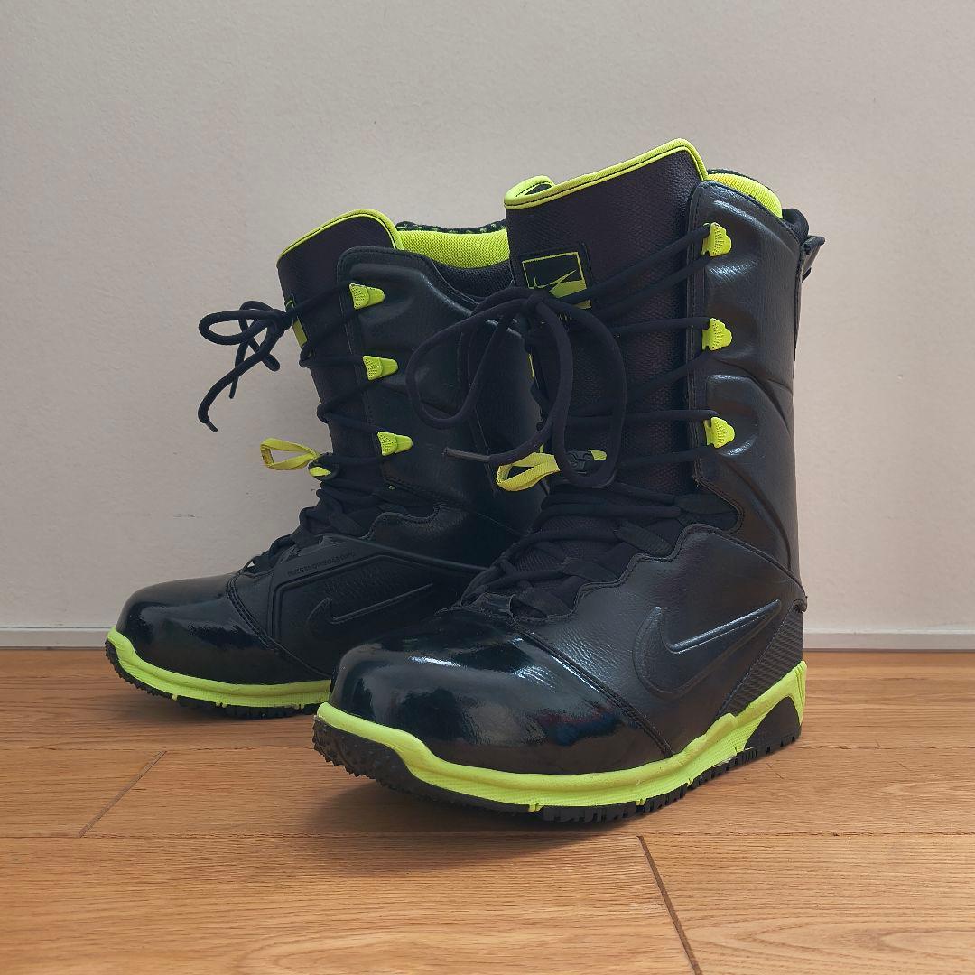 Nike スノーボードブーツ 黒/蛍光イエロー
