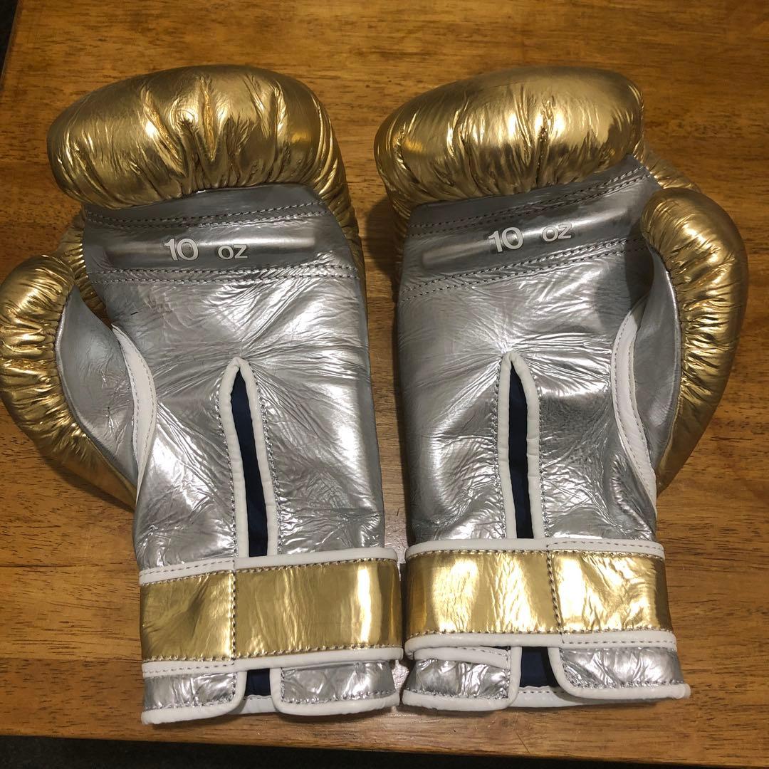 Winning ボクシンググローブ 10 oz ゴールド