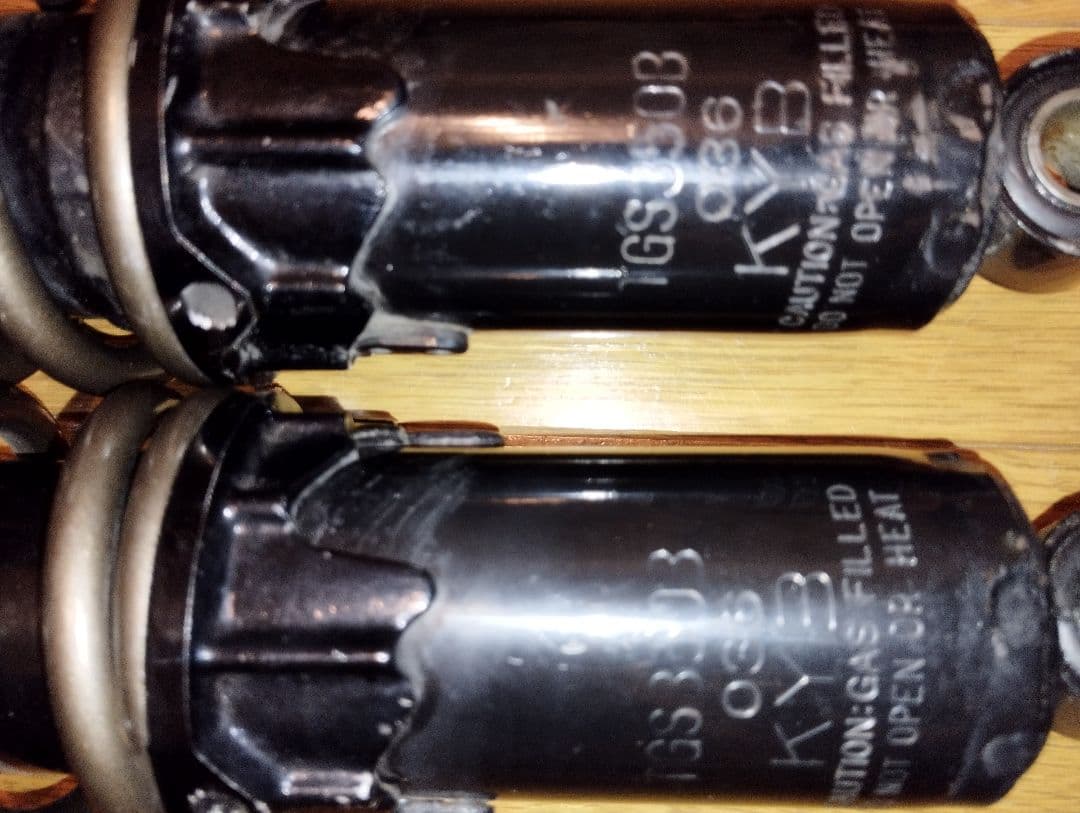 ゆう、ＫＹＢ TGS350B リアショック Z2 Z1 sr tw CB