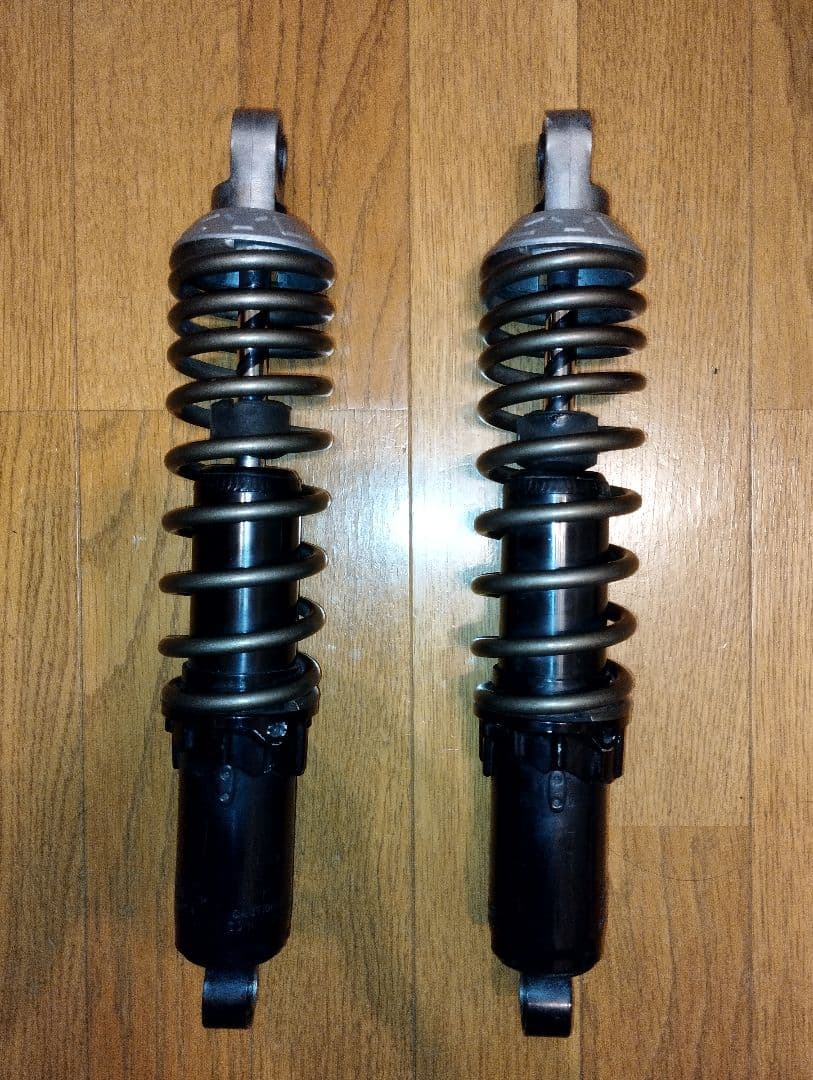 ゆう、ＫＹＢ TGS350B リアショック Z2 Z1 sr tw CB