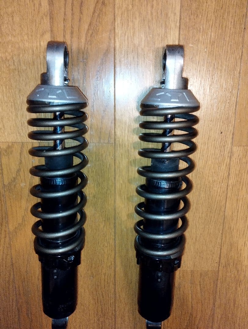 ゆう、ＫＹＢ TGS350B リアショック Z2 Z1 sr tw CB