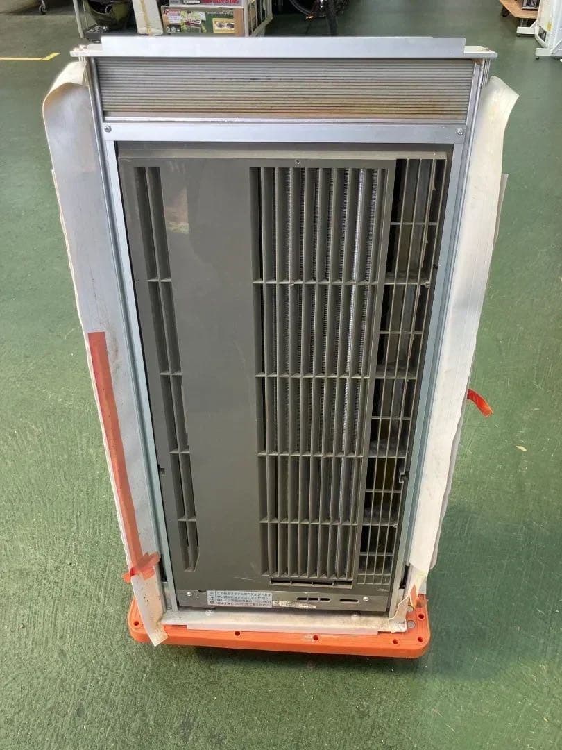 2021年製　窓用エアコン　コイズミ　 冷房 EWA-1605E8