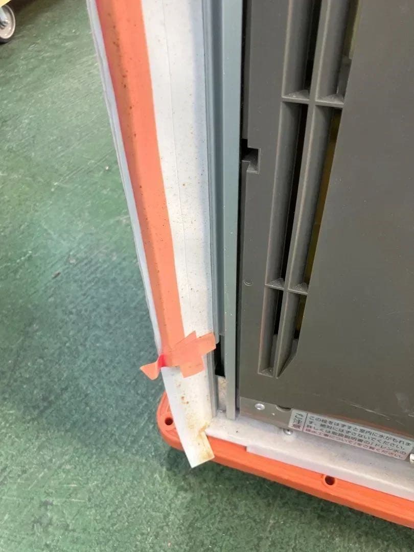 2021年製　窓用エアコン　コイズミ　 冷房 EWA-1605E8