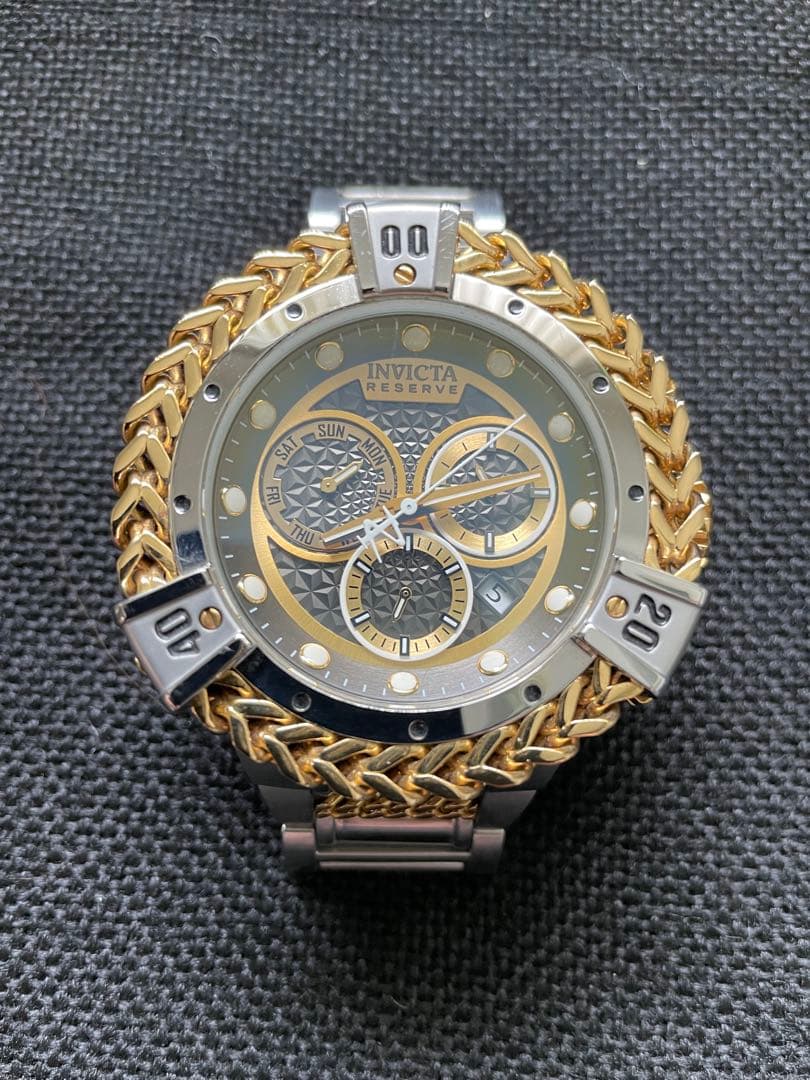 インビクタ　クロノグラフ 時計 ゴールド シルバー