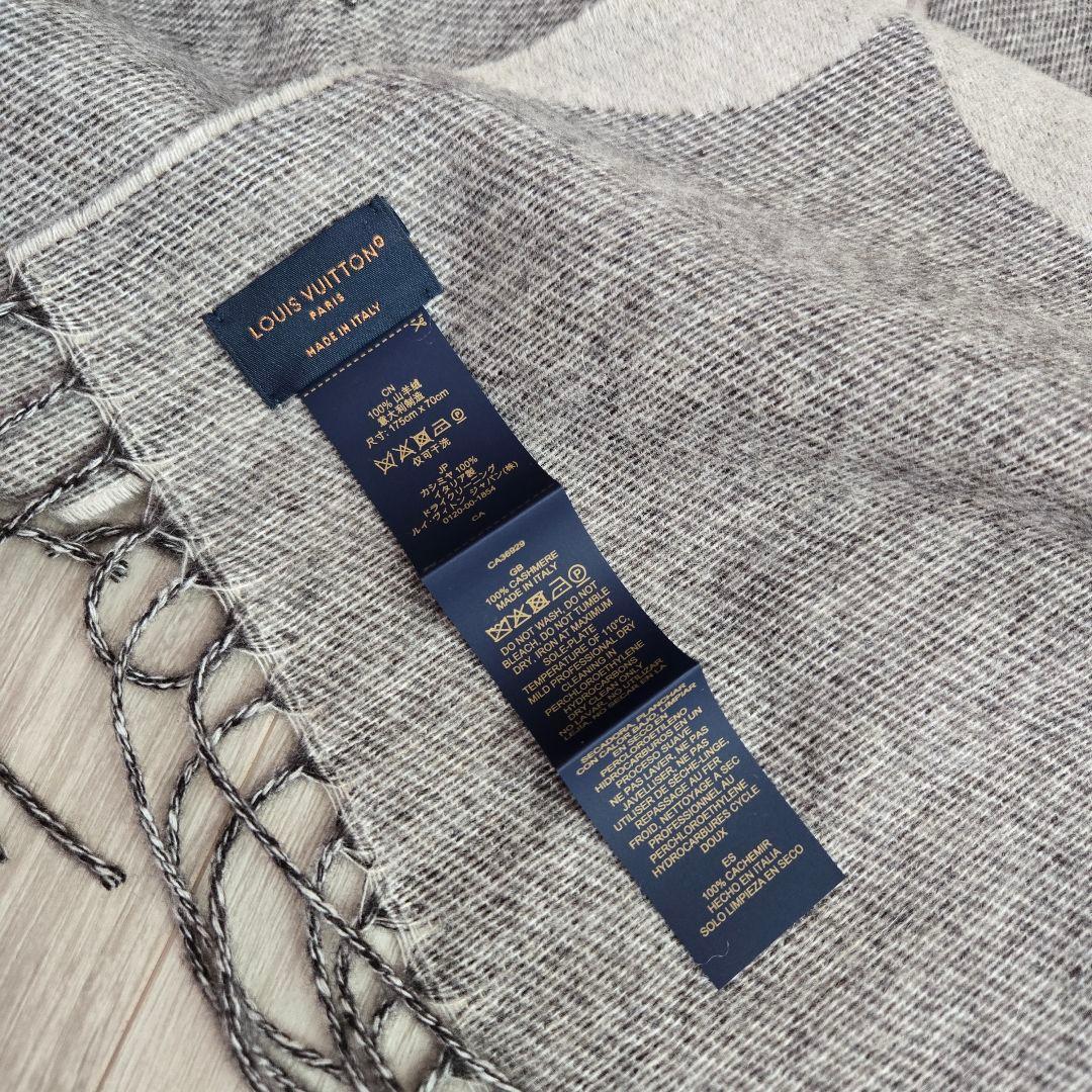 新品同様✨ルイ・ヴィトン マフラー モノグラム ジャイアント カシミア 現行品