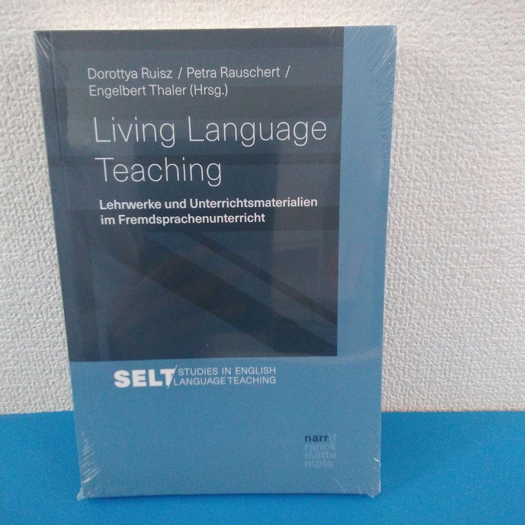 洋書：Living Language Teaching