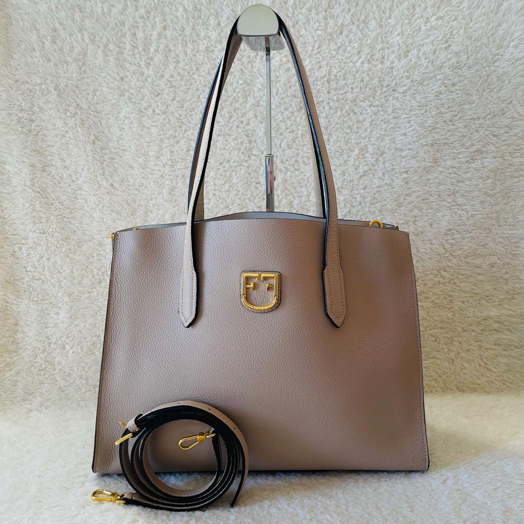 FURLA トートバッグ 2way ショルダーバッグ 肩掛け ベージュ系