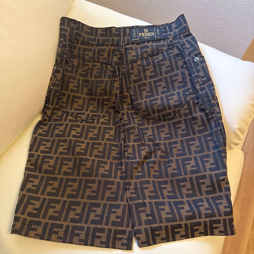 【正規品】FENDI♡タイトスカート24時間以内に発送