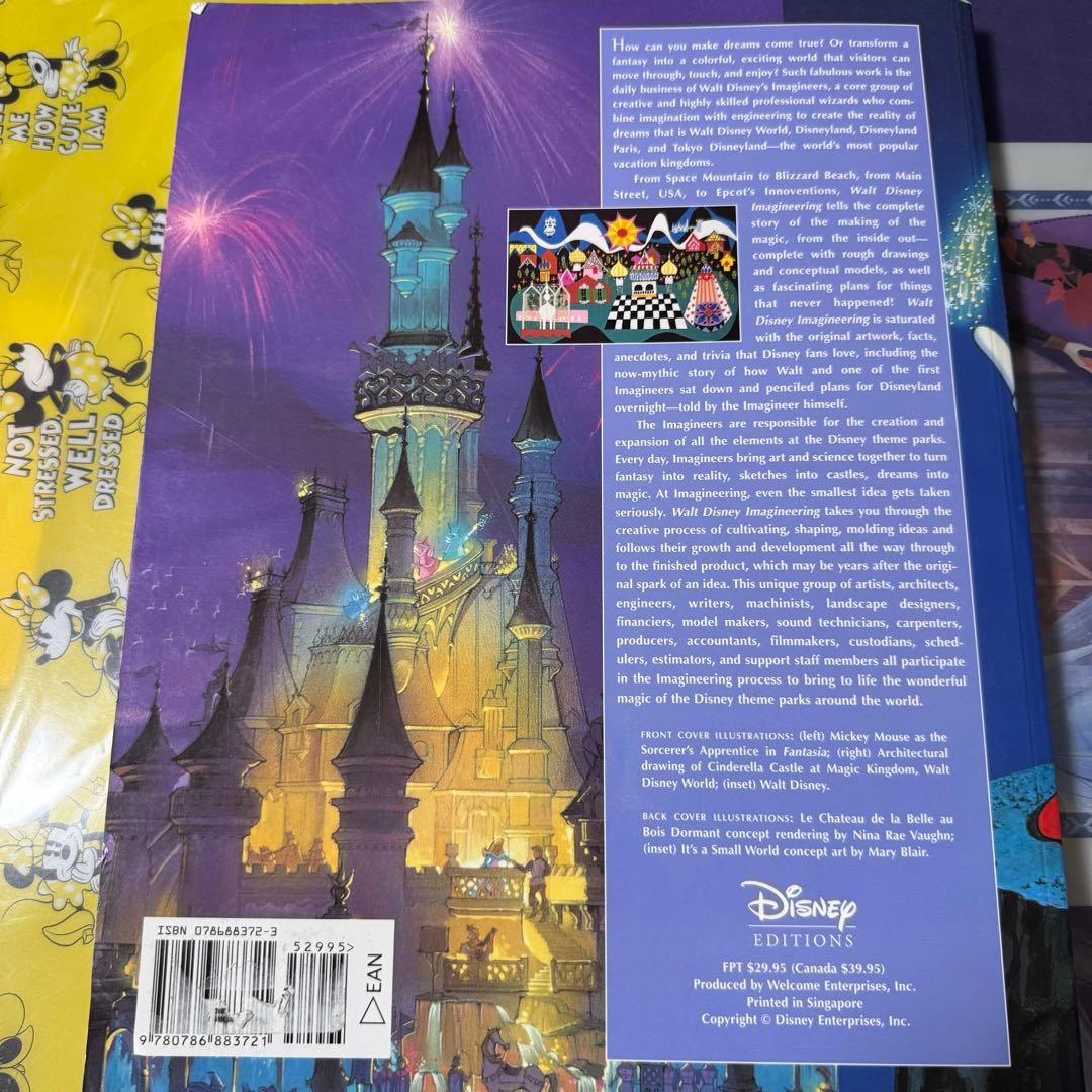 洋書 Walt Disney Imagineering: A Behind-the-