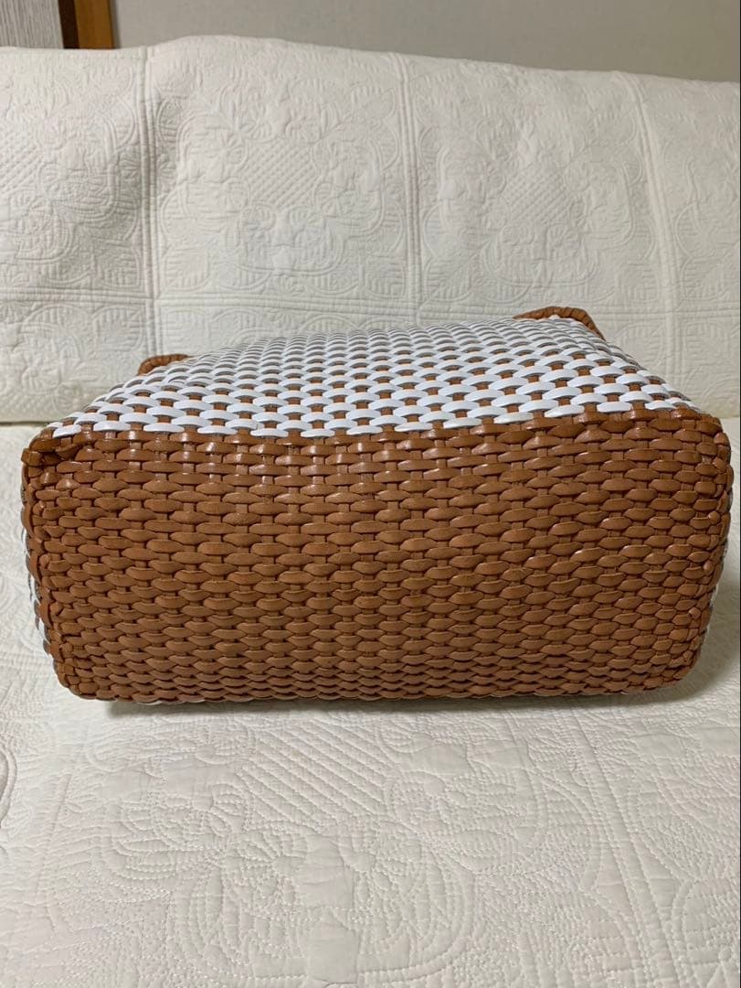 完売品 定価8万 45R かご バッグ バッファローレザー