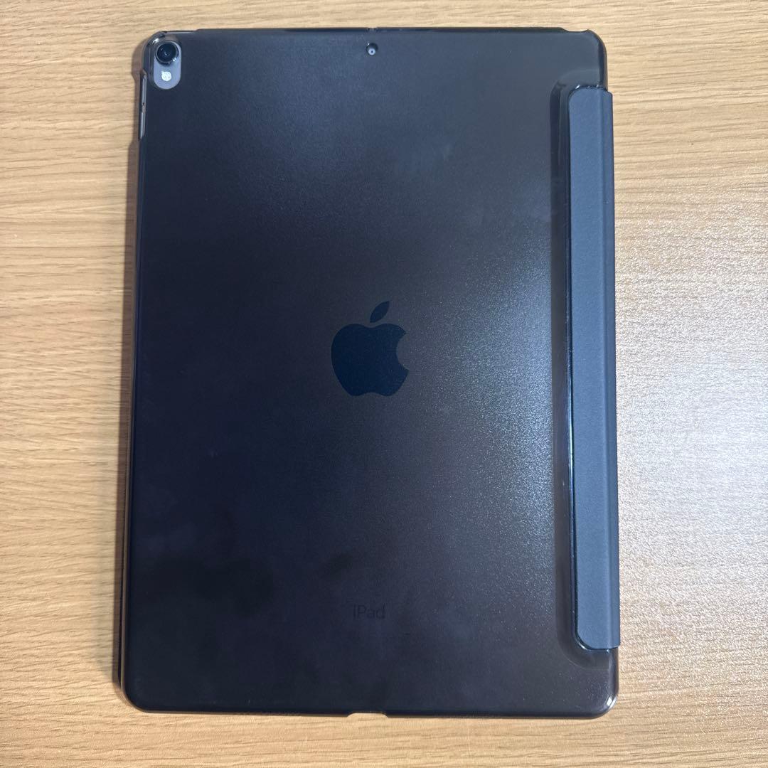 【完動品】iPad Pro 10.5インチ SIMフリー