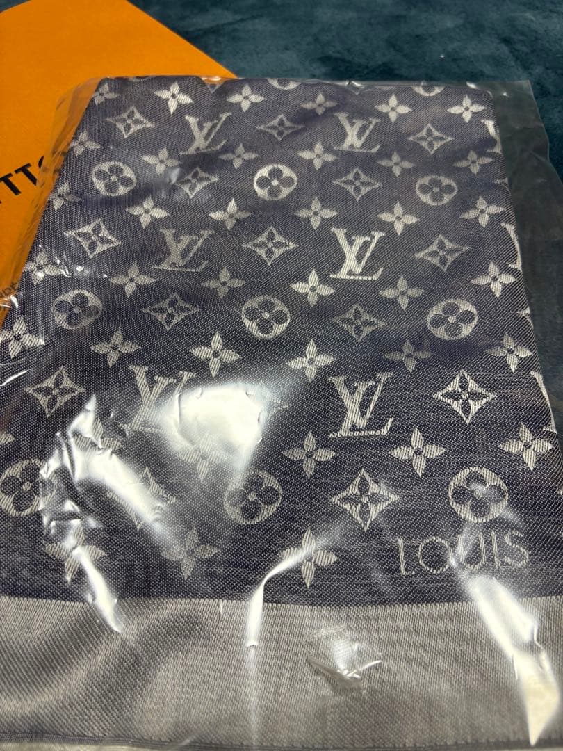 Louis Vuitton モノグラムマフラー ネイビー/シルバー