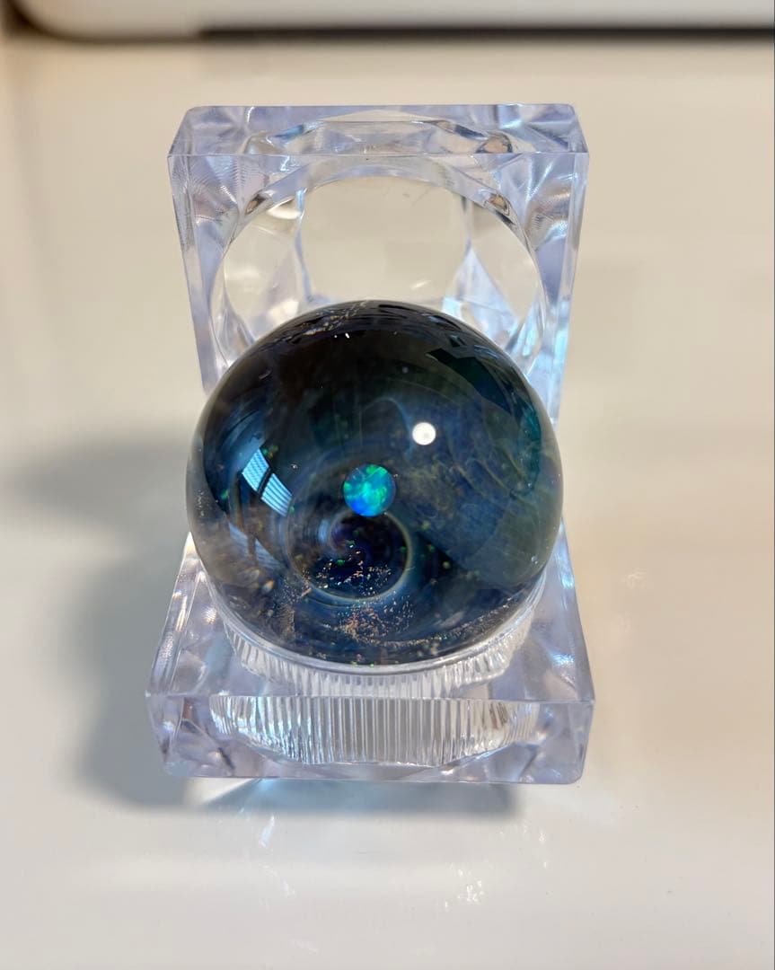 美品 ⭐️ 宇宙ガラス　大　手のひらサイズ　ガラス細工　ガラスアート　ラメ