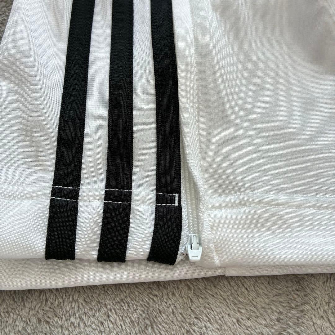 adidas original トラックジャケット セットアップ