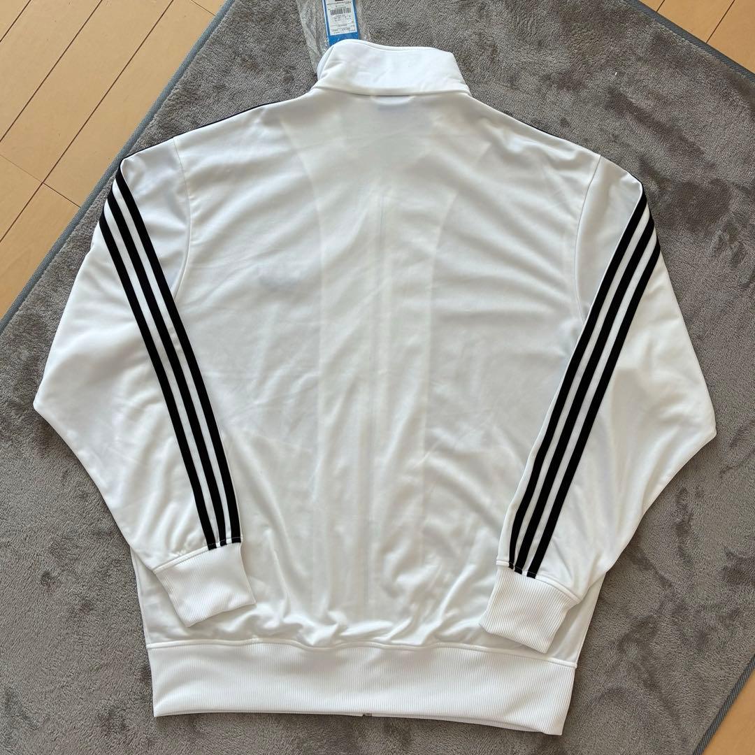 adidas original トラックジャケット セットアップ