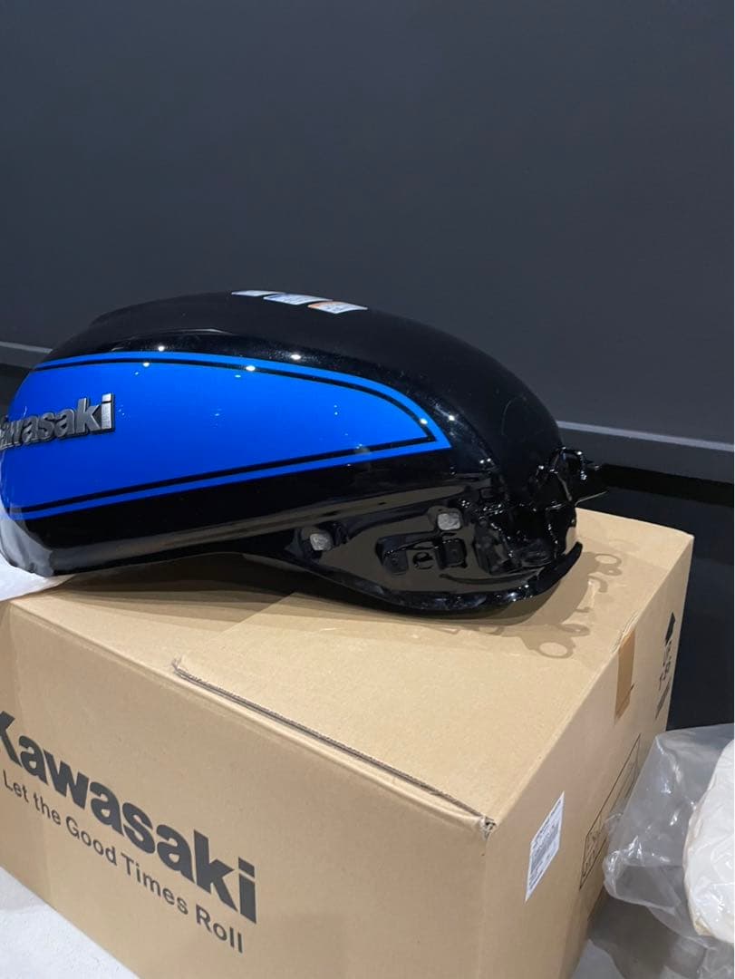 Kawasaki バイクタンク 青/黒
