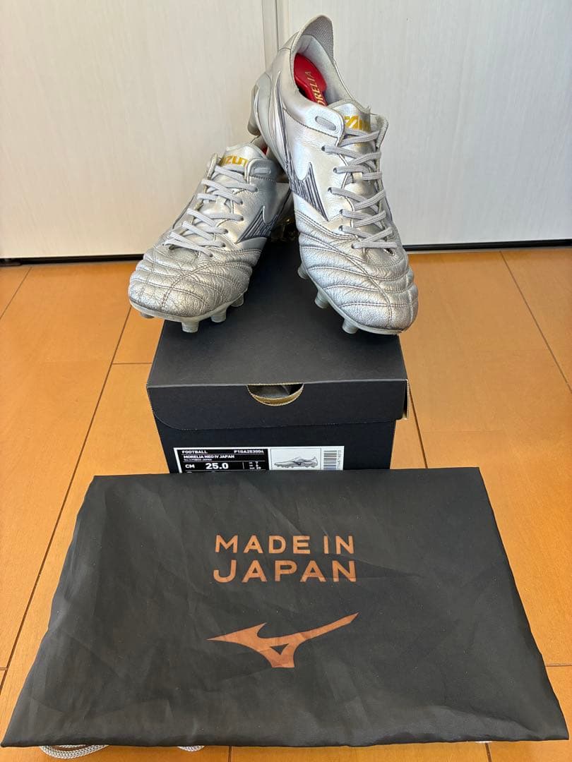 ミズノ モレリア ネオ4 サッカースパイク 25cm