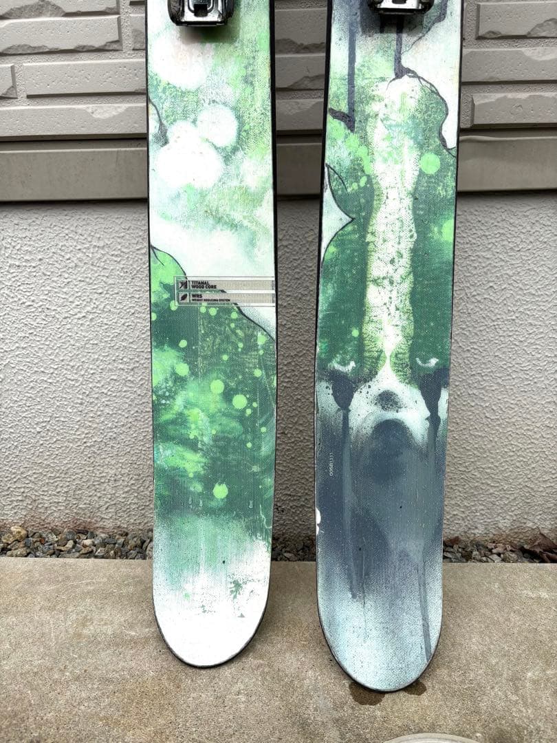 ロシニョール　Super7 188cm パウダースキー　さすがフランス！芸術的