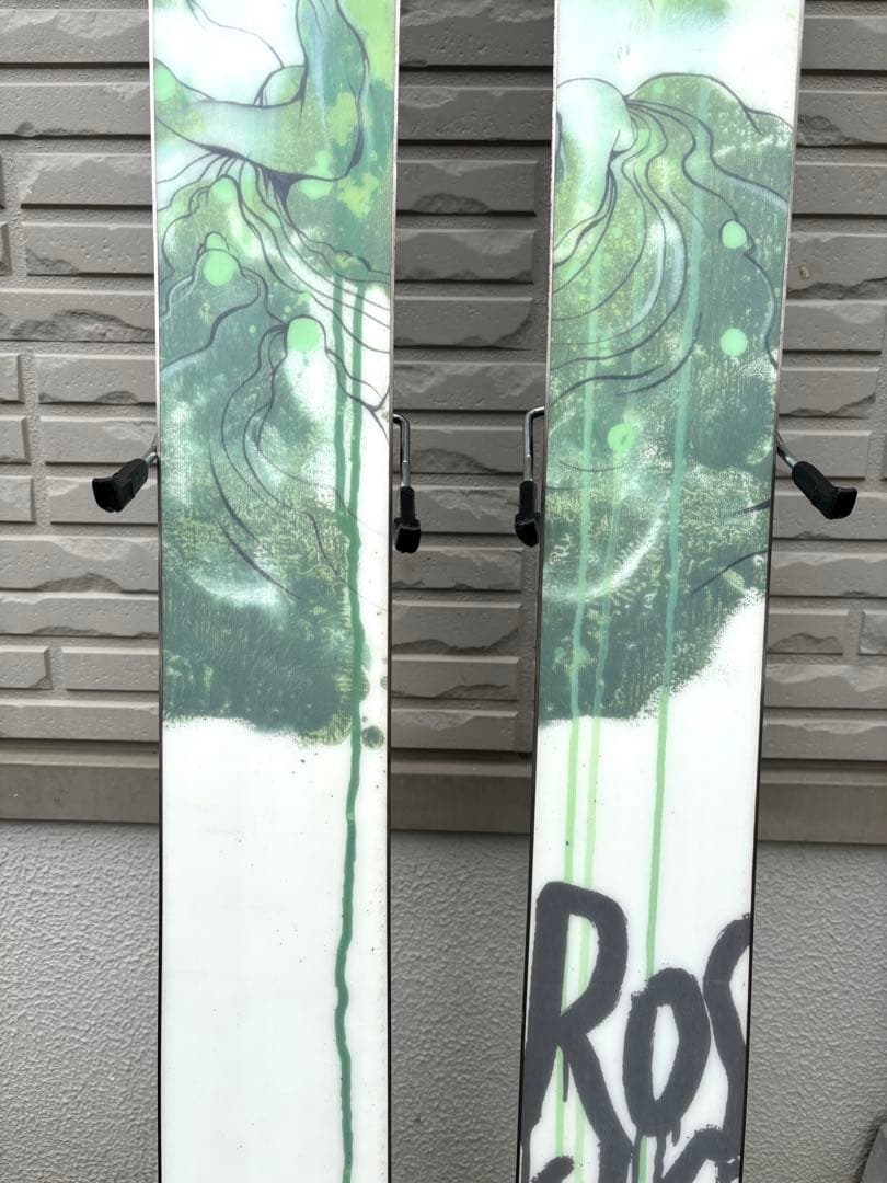 ロシニョール　Super7 188cm パウダースキー　さすがフランス！芸術的