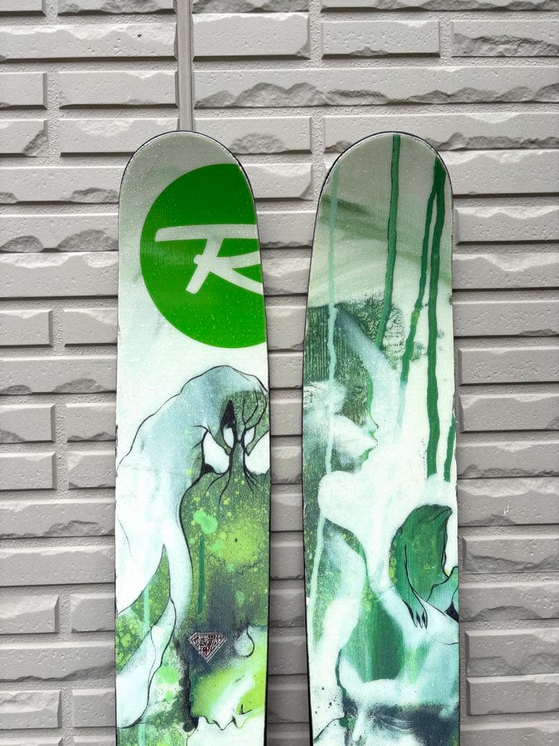 ロシニョール　Super7 188cm パウダースキー　さすがフランス！芸術的