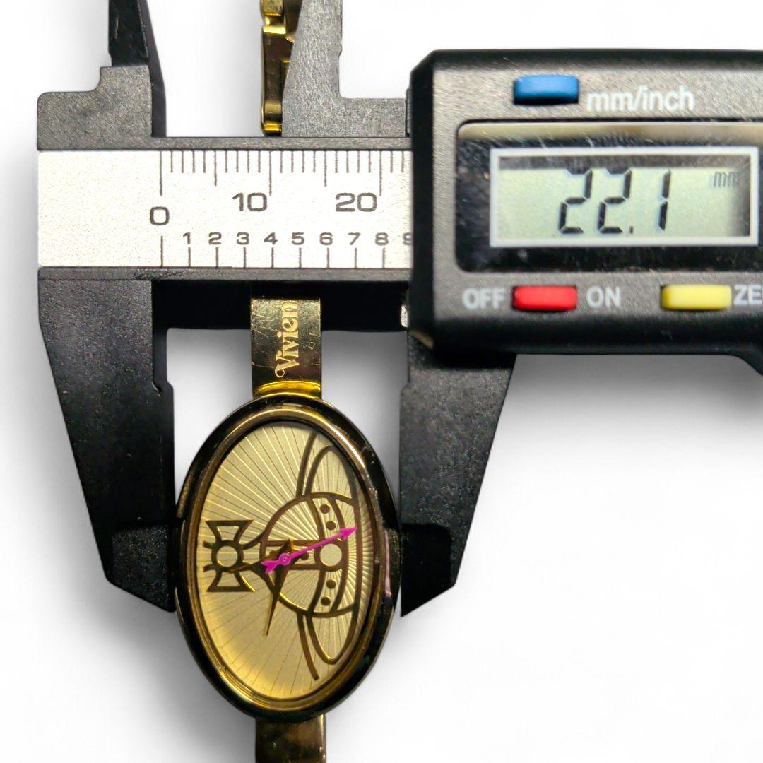 希少 ヴィヴィアンウエストウッド ゴールド オーブ文字盤 アクセサリーウォッチ