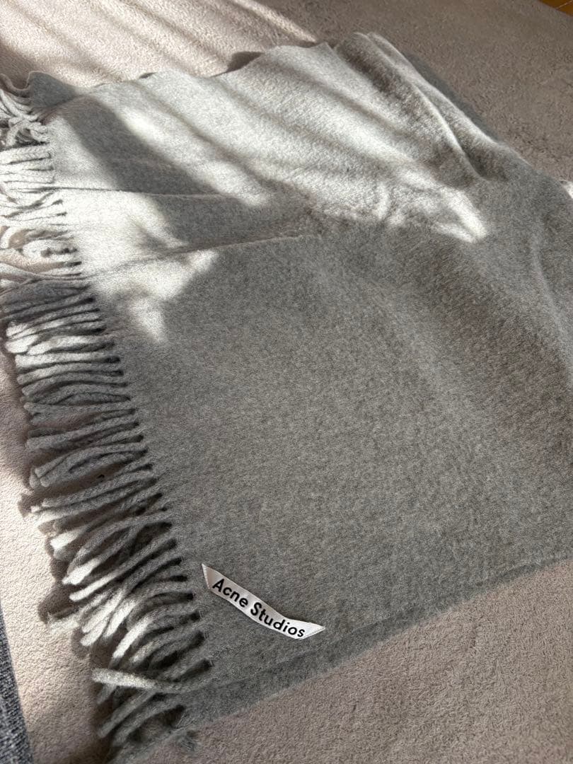 Acne studios グレー フリンジマフラー