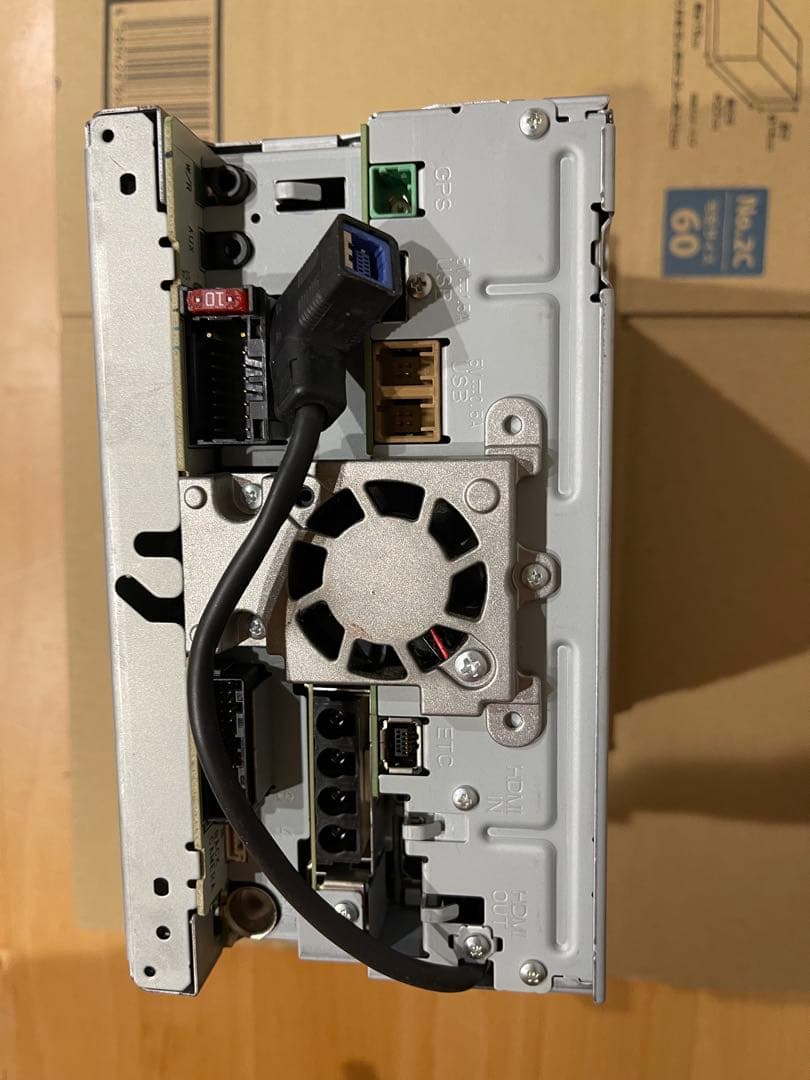 カロッツエリア サイバーナビ AVIC CW902 バックカメCMOS-C230