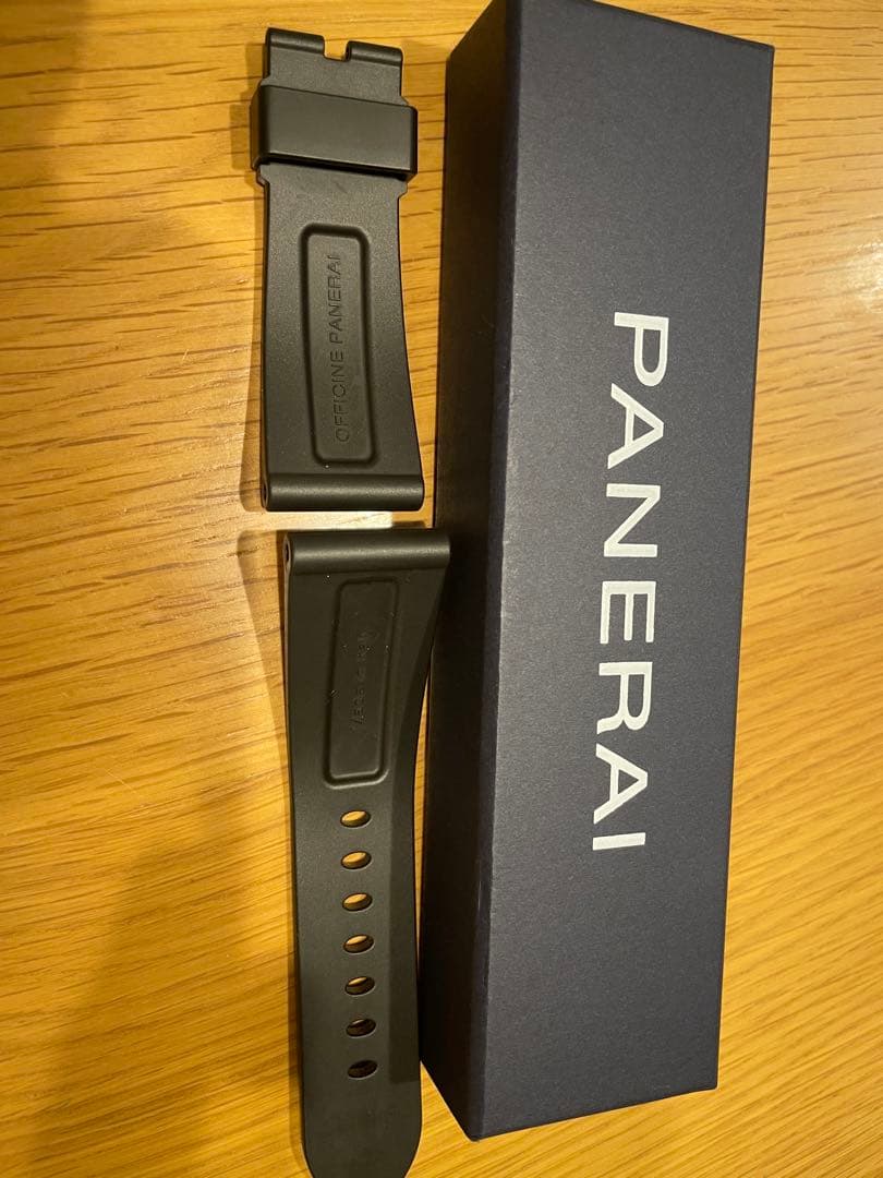PANERAI ラバーベルト ブラック　ラグ幅26mm