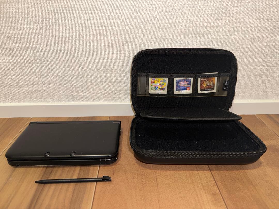 【中古品】Nintendo 3DS LL